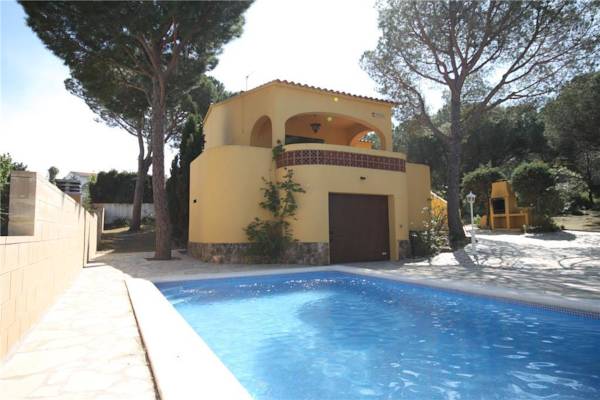 Holiday home Pinedes