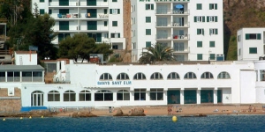  Das Apartaments Mercedes* begrüßt Sie in Sant Feliu de Guíxols an der Costa Brava und bietet Ihnen Unterkünfte zur Selbstverpflegung mit Blick auf das Mittelmeer. In allen Bereichen nutzen Sie kostenfreies WLAN.