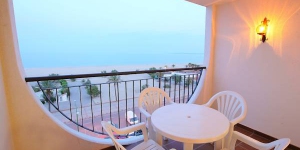  Das Apartment Residenca Bahia befindet sich auf der 6. Etage und bietet einen Panoramablick auf das Meer.