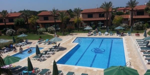   Clipper Villas is located in Torroella de Montgrí, just 130 metres from Pals Beach. This property offers different villas in and outside the Clipper Hotel, all including free WiFi.