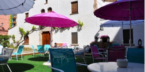  Set 450 metres from Tossa de Mar sandy Beach, Horta Rossell offers 24-hour reception and free luggage storage. Buses to Girona Airport leave from a bus stop located 250 metres away.