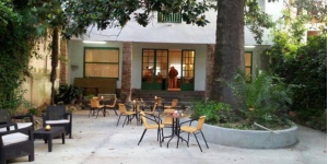  Hotel Gesoria Porta Ferrada is a value-for-money hotel set just 250 metres from the beach in Sant Feliu de Guixols. There is a 24-hour reception and free Wi-Fi is available in the lobby.