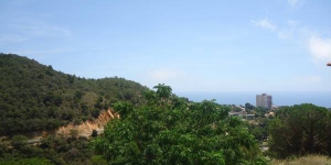  La Casa Turo de Lloret ofrece terraza privada con vistas al mar y jardín. Se encuentra en Lloret del Mar, a 3 km de la playa de Lloret.