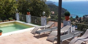  Located in Blanes, Villa Marina offers an outdoor pool. Accommodation will provide you with a balcony.