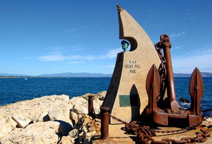 Monument to the sea workers, l'Escala